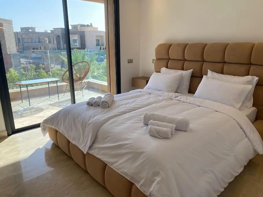 Sublime Villa Avec Ascenseur Piscine Chauffee 마라케시 모로코
