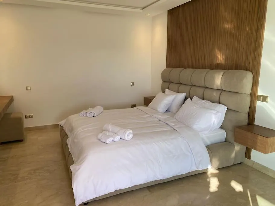 Sublime Villa Avec Ascenseur Piscine Chauffee 마라케시