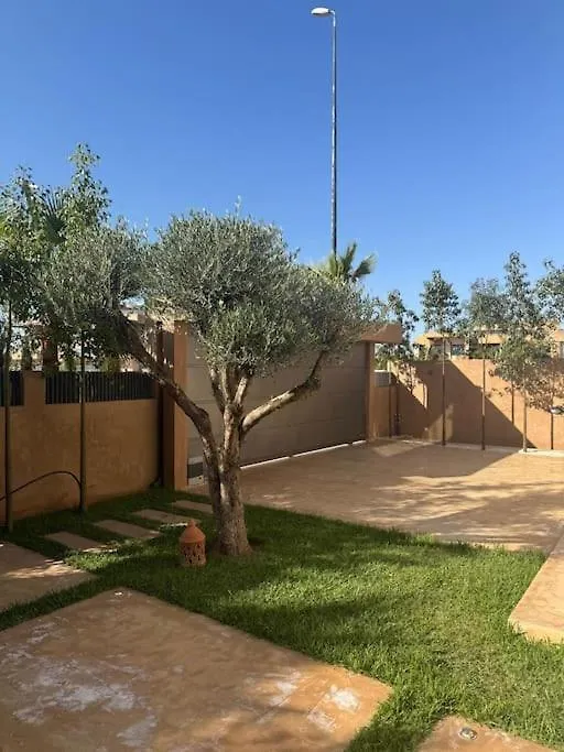 Sublime Villa Avec Ascenseur Piscine Chauffee Marrakesh 0*,