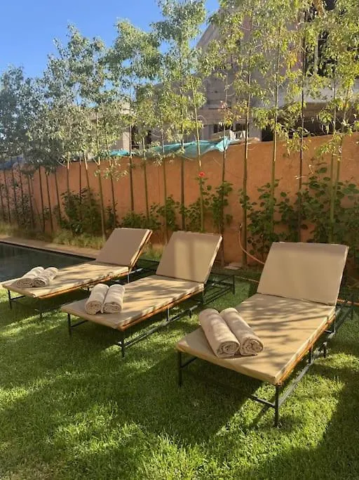 Sublime Villa Avec Ascenseur Piscine Chauffee Marrakesh Morocco