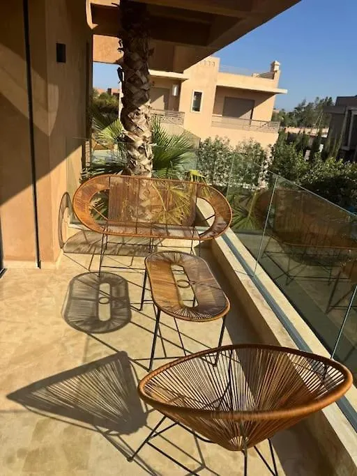 Sublime Villa Avec Ascenseur Piscine Chauffee Marrakesh